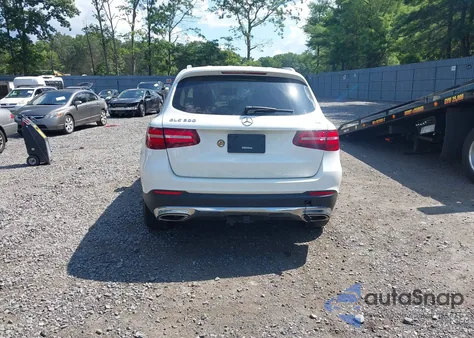 2017 Mercedes-Benz Glc 300 4Matic z USA, uszkodzony, nr VIN WDC0G4KB4HF176795